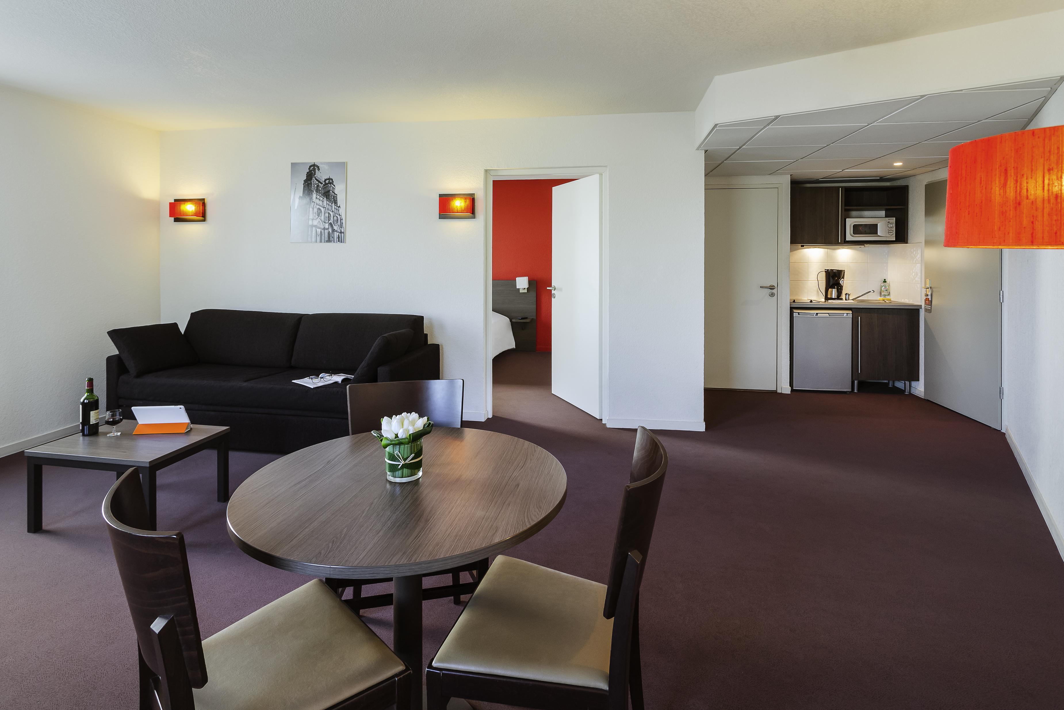 Aparthotel Adagio Access Orléans Exteriör bild