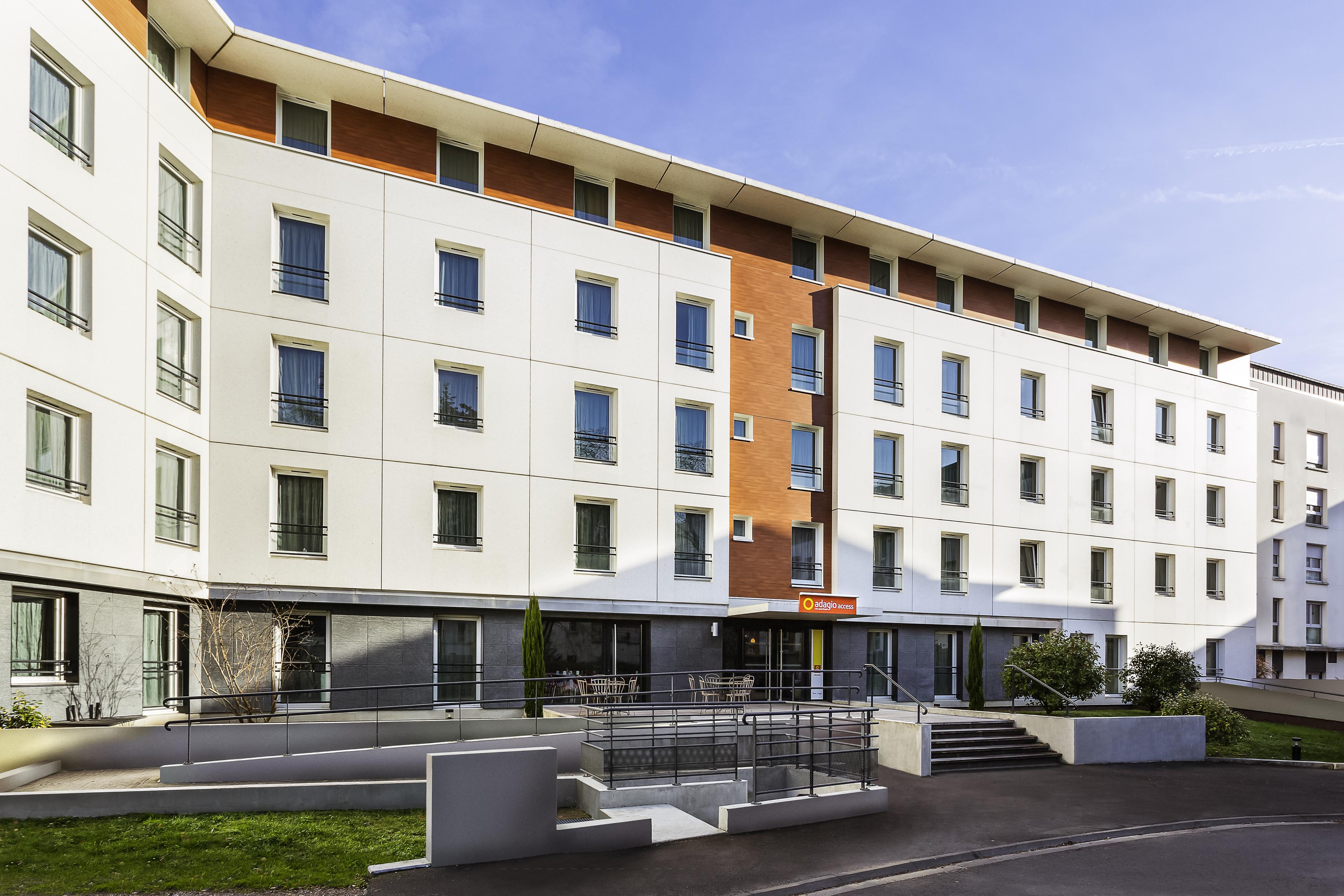 Aparthotel Adagio Access Orléans Exteriör bild