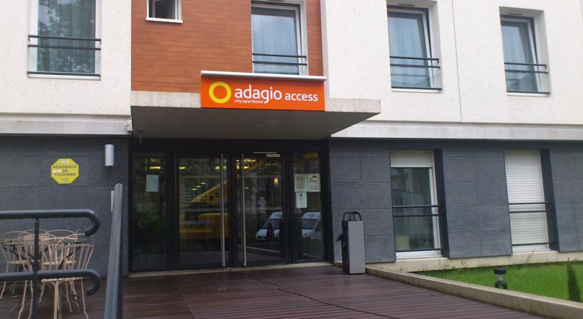 Aparthotel Adagio Access Orléans Exteriör bild