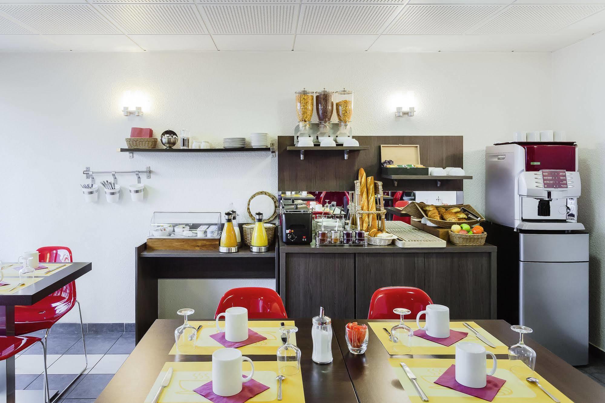 Aparthotel Adagio Access Orléans Exteriör bild